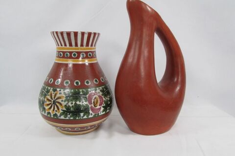 Paire de vases en terre cuite 95 Paris 18 (75)