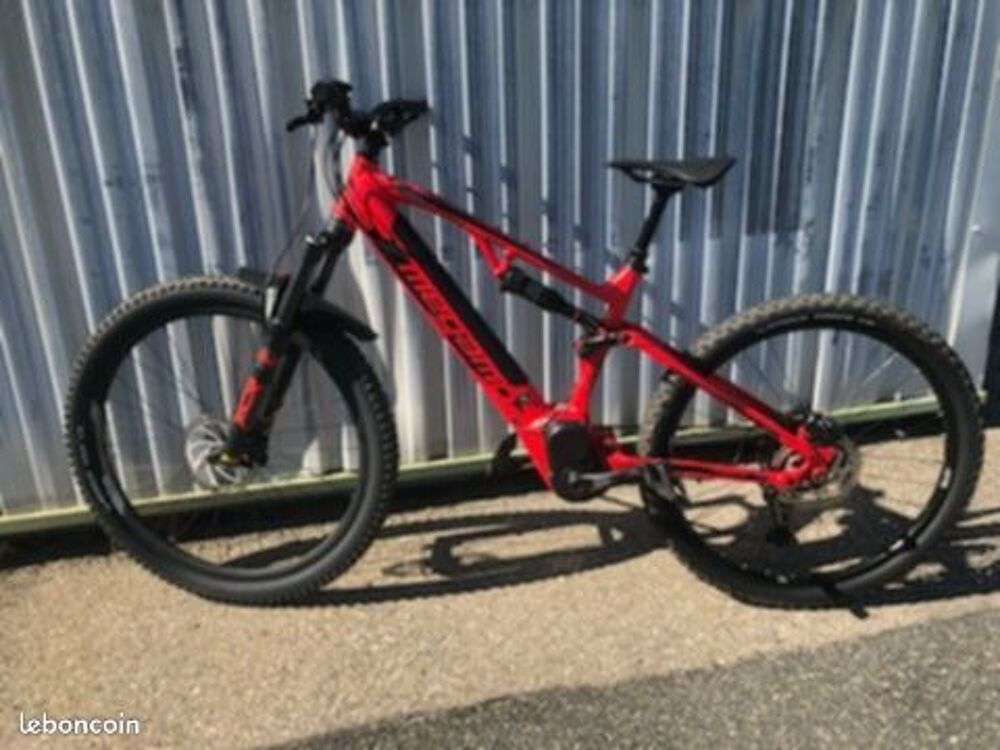 VTTAE avec selle t&eacute;l&eacute;scopique Vélos