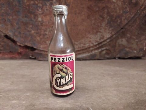 Ancienne Mignonnette Liqueur Pezziol Cynar
1 Loches (37)