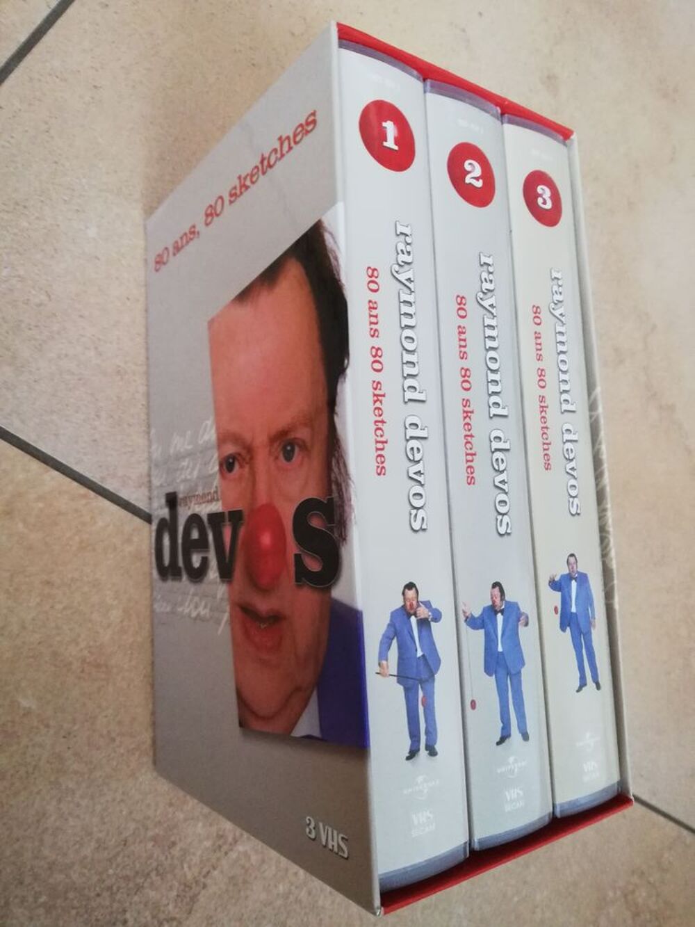 3 CASETTES VIDEO RAYMOND DEVOS Photos/Video/TV