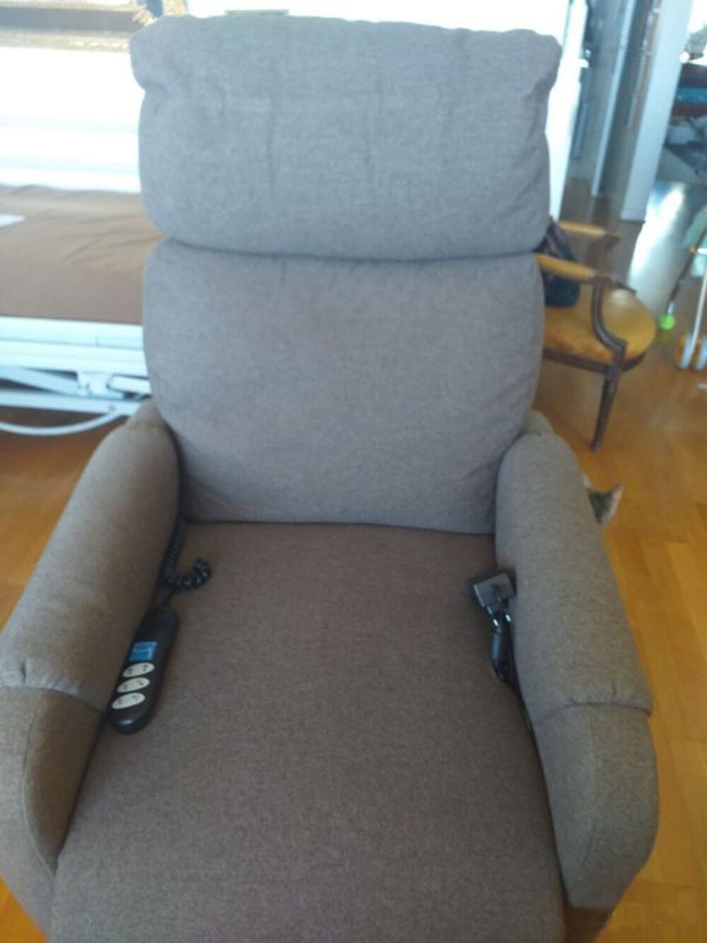 Fauteuil confort 2 Moteurs MEDILAX LOUIS L couleur chocolat Meubles