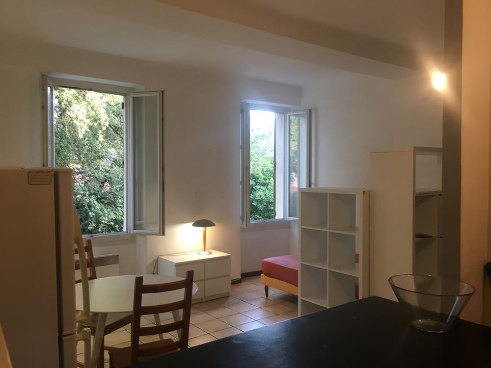 Location Appartement Joli T1 meublé Toulon Est La Palasse Toulon