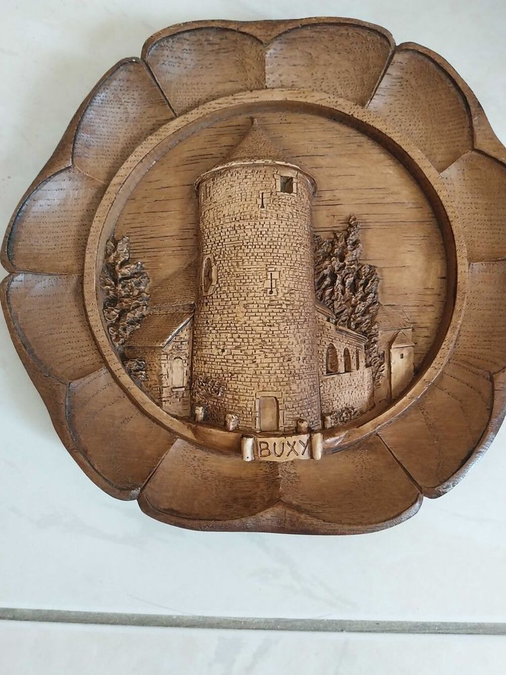 Sculpture sur bois. 