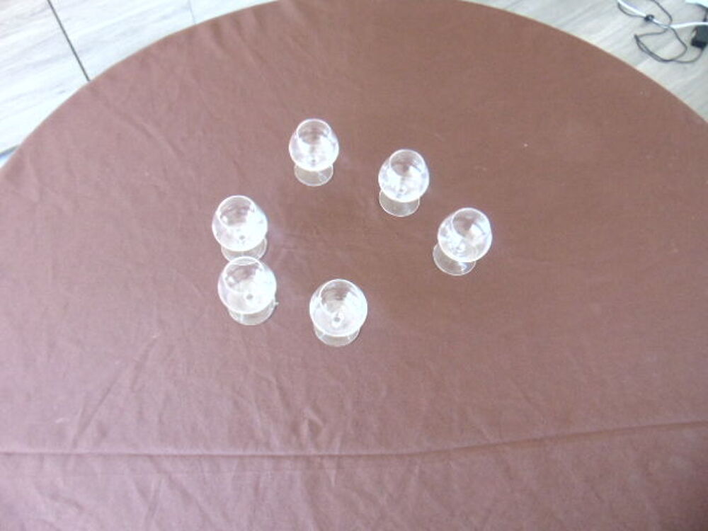 Service &agrave; Cognac en cristal de S&egrave;vres ? 6 verres + coffret Cuisine
