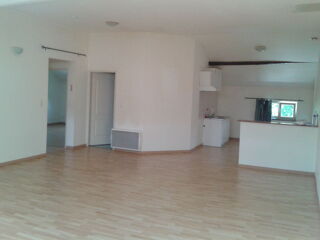  Appartement à louer 4 pièces 110 m²