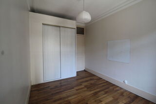  Appartement à louer 3 pièces 52 m²