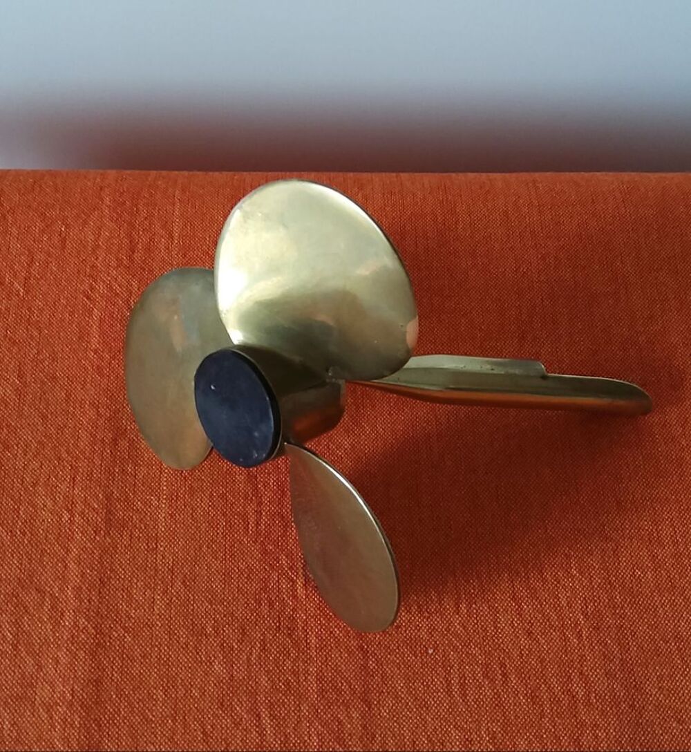 Porte stylo '' H&eacute;lice '' D�coration