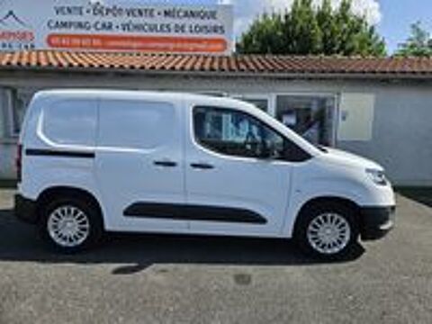Proace city PROACE CITY MEDIUM 1.2L 110 VVT-i BVM6 BUSINESS 2022 occasion 31800 Estancarbon