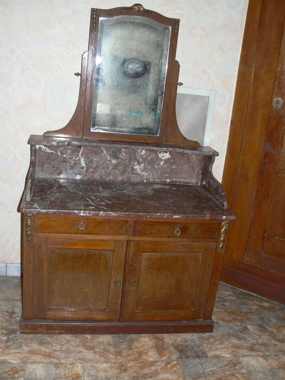 Meubles et tables en bois Meubles