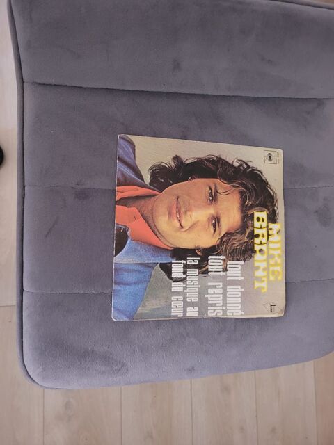 5 disques 45 tours de collection de Mike Brant Draguignan (83)
