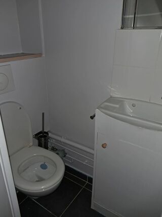 Location Appartement PARIS 19 ème LOCAL COMMERCIAL 20 M2 Paris 19