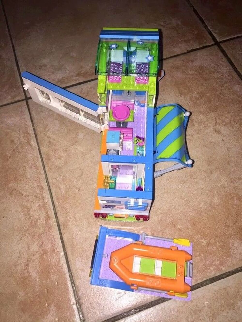 Le Camping Car de Mia de Lego Friends en tbe &agrave; 80 euros Jeux / jouets