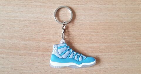 Porte cl�
Basket sneakers jordan
Bleu blanc gris transparent 4 Carnon Plage (34)