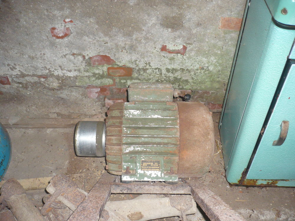 Moteur &eacute;lectrique 380 Volt. Bricolage