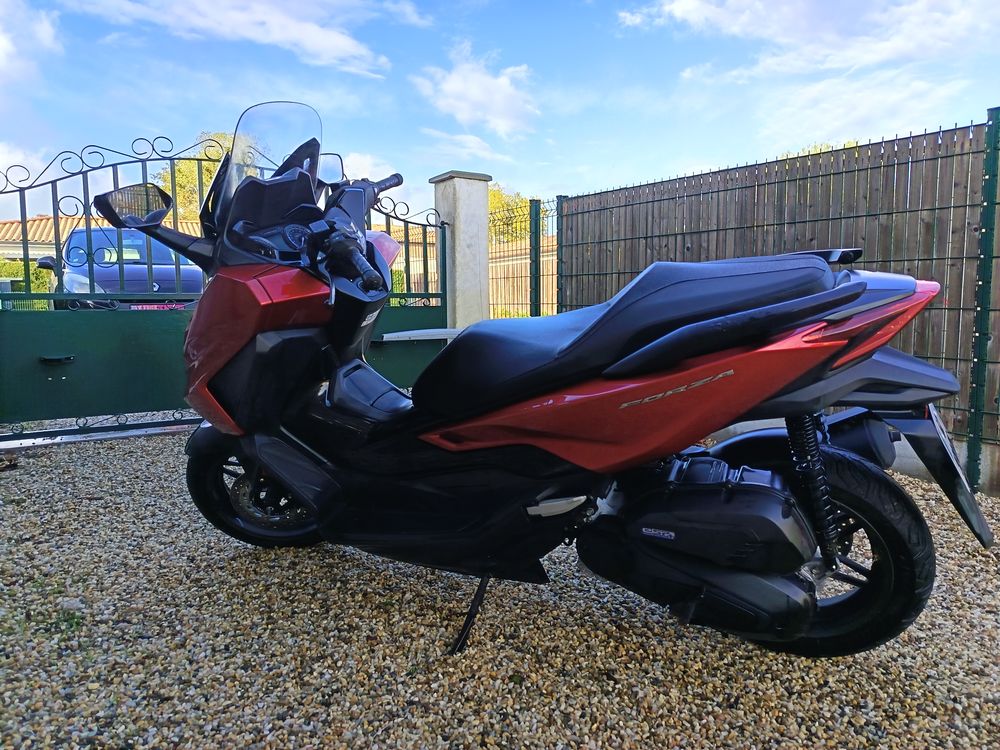 HONDA 2024 occasion 33000 Bordeaux