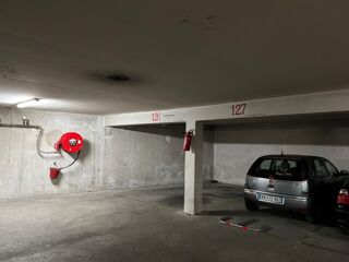  Parking / Garage  vendre 17 m Marseille