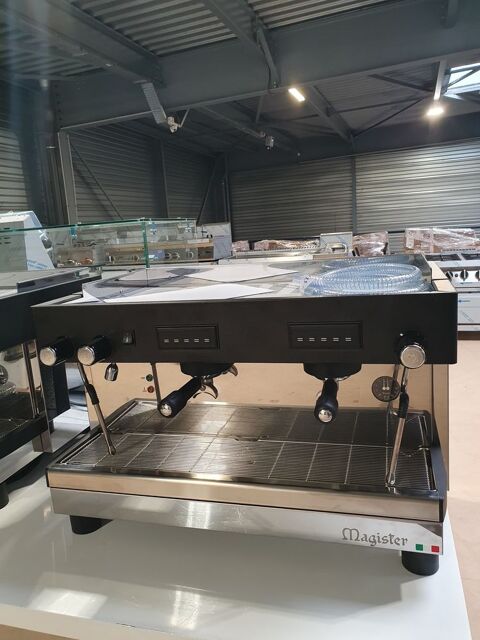Machine a café ES100 HRC 2 GP Magister 2199 93290 Tremblay-en-france