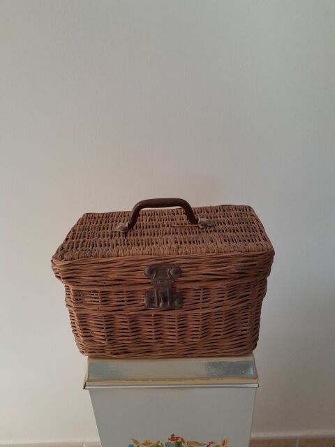 Panier en osier vintage Montblanc (34)