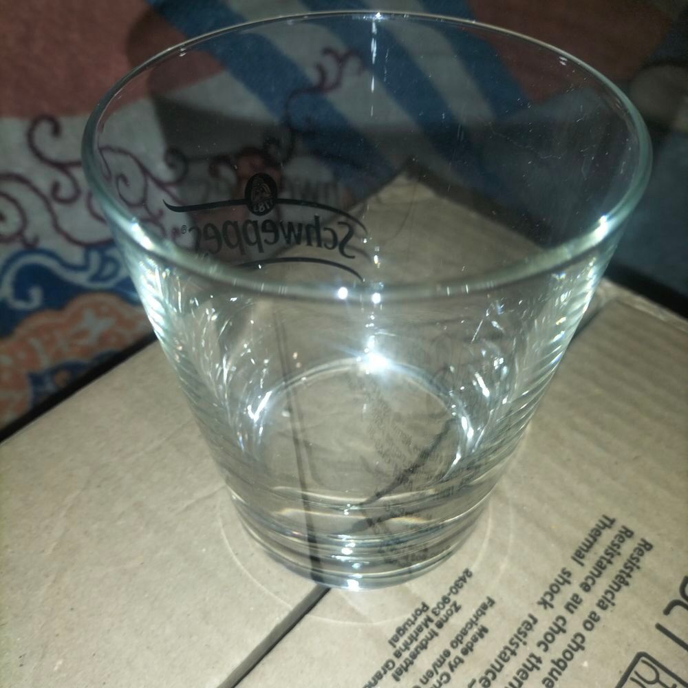 Grand verres (6l) limonade Schweppes neuf Electroménager