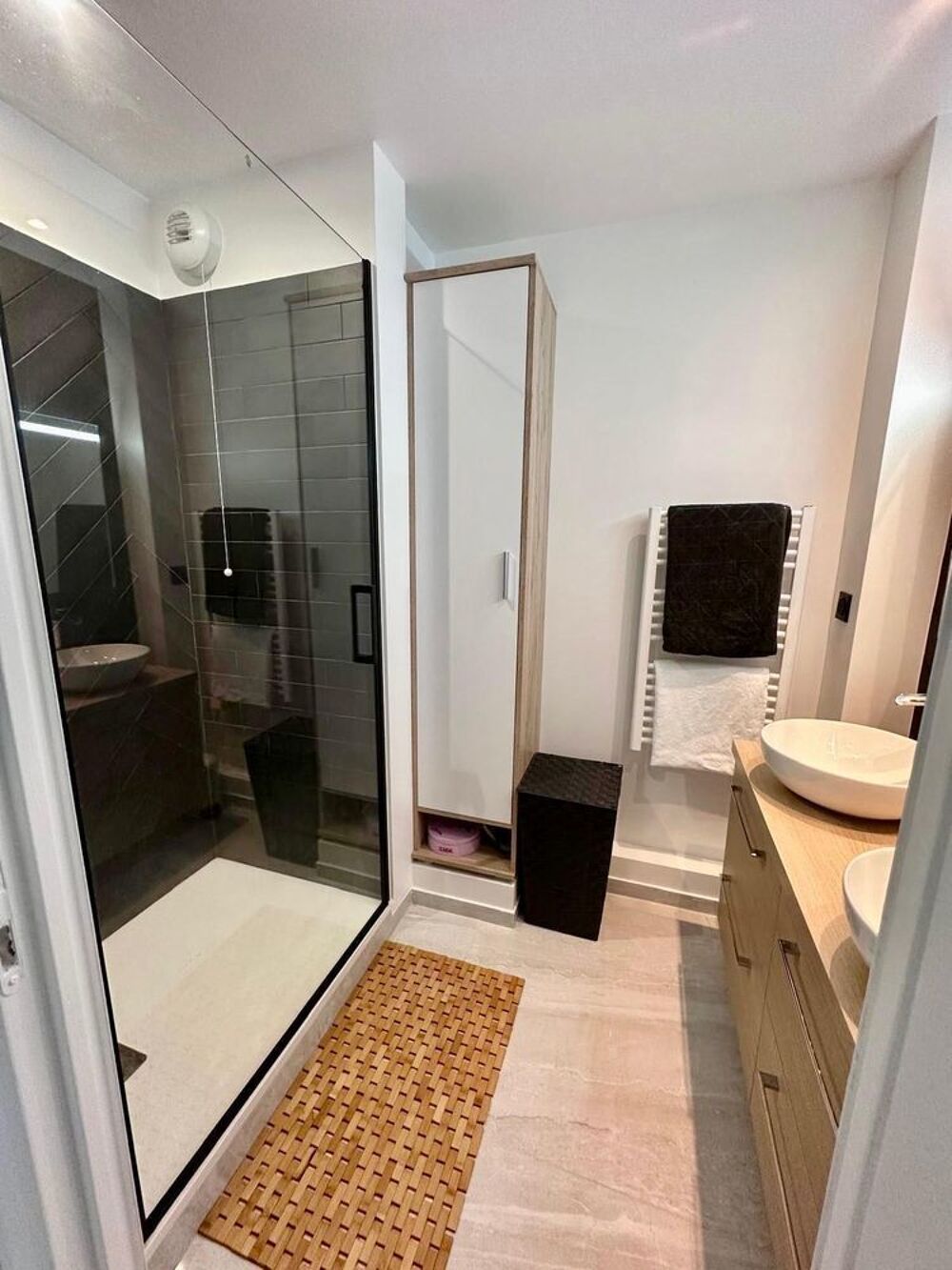 Vente Appartement DERNIER ETAGE 79 M² 3 CHAMBRES VUE DEGAGEE 2 BALCONS + LOGGIA RER A NEUILLY-PLAISANCE à  7 MIN à  PIED Neuilly-sur-marne