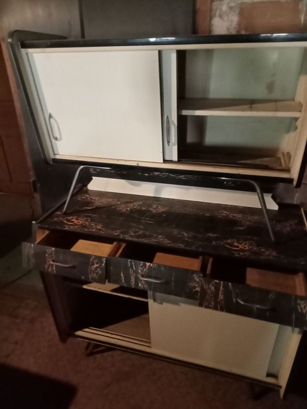 Cuisine en formica Meubles