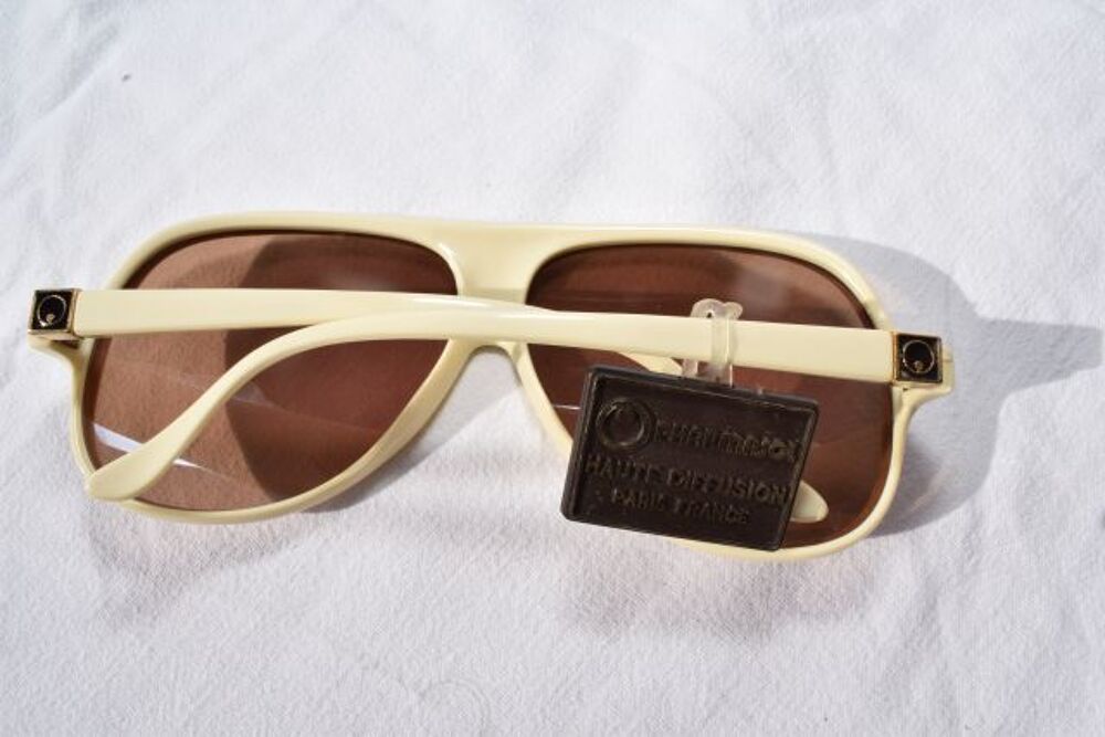 Paire de Lunettes PHARMASOL NEUVE Bijoux et montres
