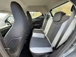 Aygo 1.0 VVT-i x-shift x-play 2016 occasion 65800 Aureilhan