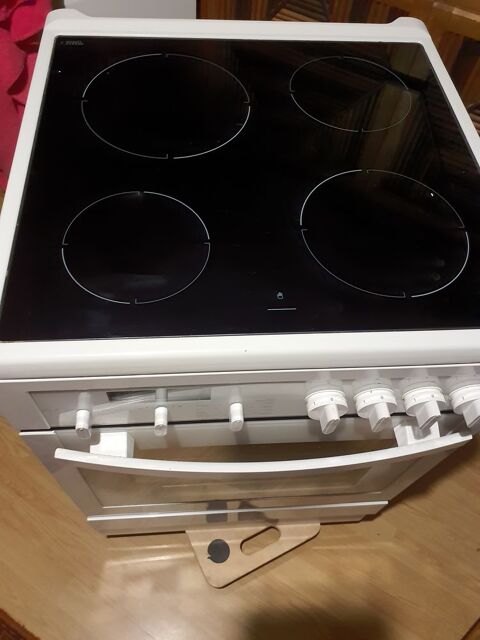Cuisinière Sauter multifonction pyrolyse Mâcon (71)