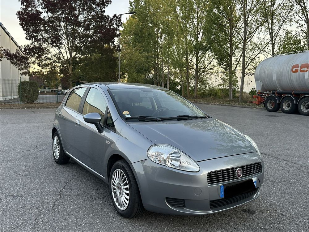 Punto PUNTO 1.3 MULTIJET 16V 75 EASY (KIT GRUAU) 2007 occasion 60290 Laigneville