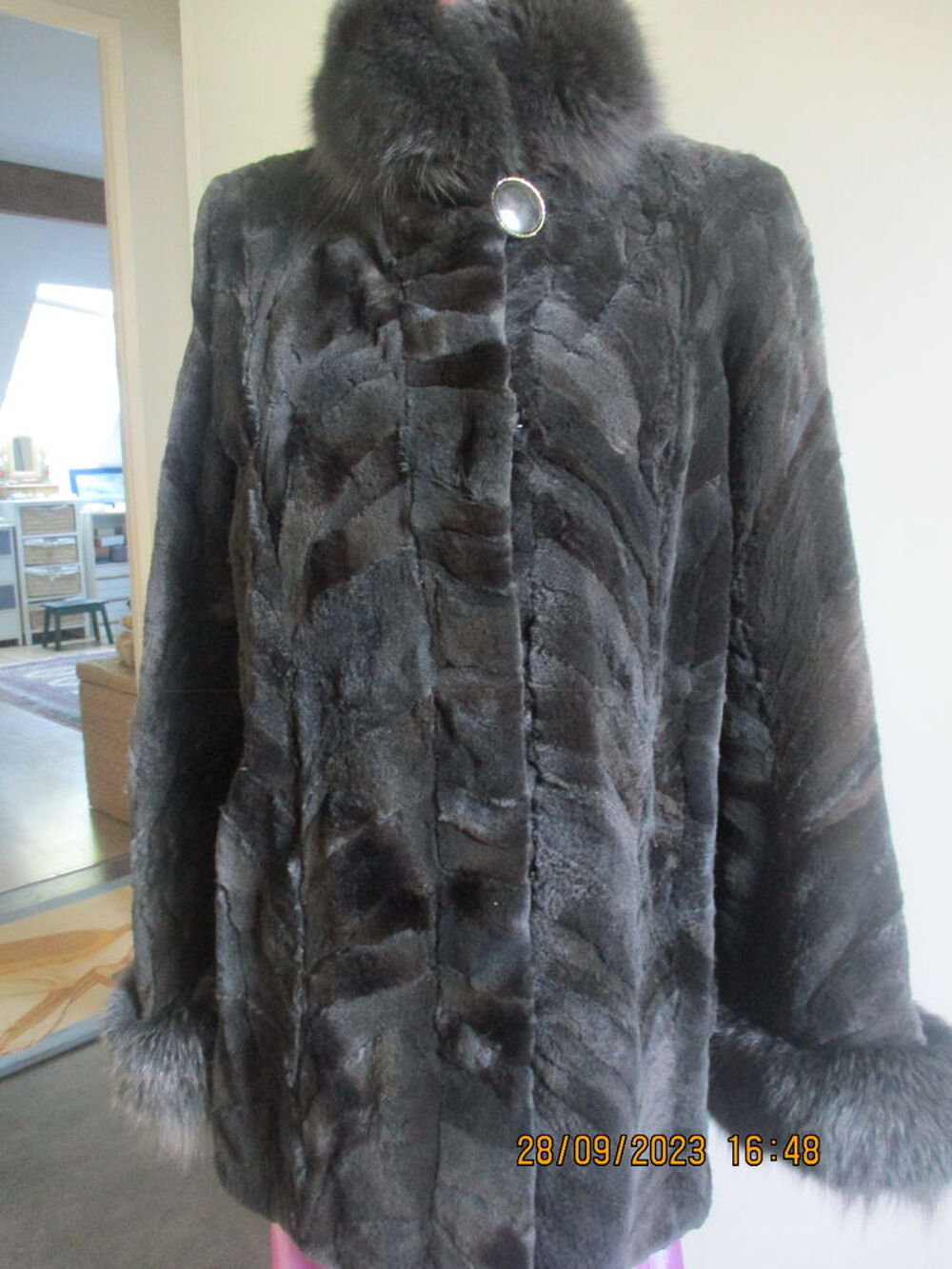Veste en vison noir marque Effetto made in Italy Vêtements