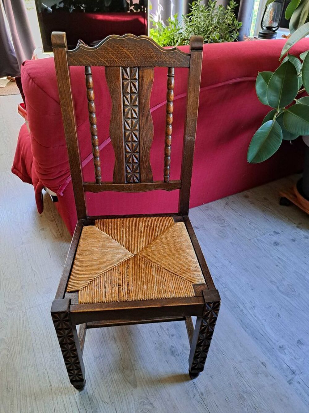 8 chaises Meubles