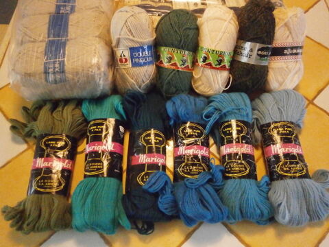 lot de pelotes de laine 1 Bonni�res-sur-Seine (78)