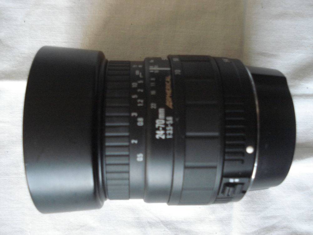 objectif sigma zoom 24-70mm 1:3.5-56 diam&egrave;tres 55 Photos/Video/TV
