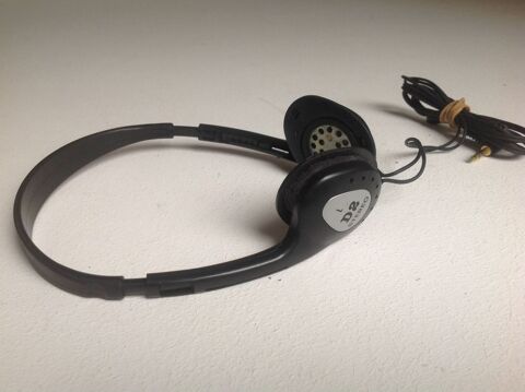 CASQUE D2 DE WALKMAN, MARCHE D'UN CÔTÉ 1 Trégunc (29)
