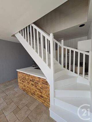  Appartement à louer 2 pièces 53 m²