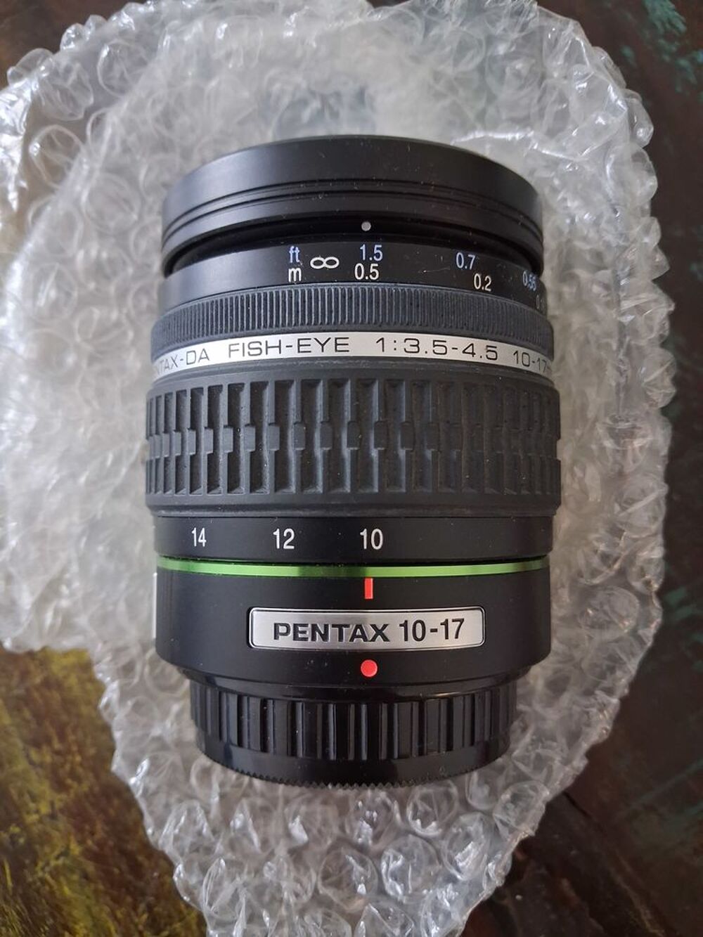 PENTAX K200D avec housse, objectif 18-250, objectif fish-eye Photos/Video/TV