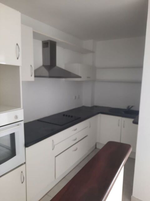  Appartement � louer 4 pi�ces 116 m�