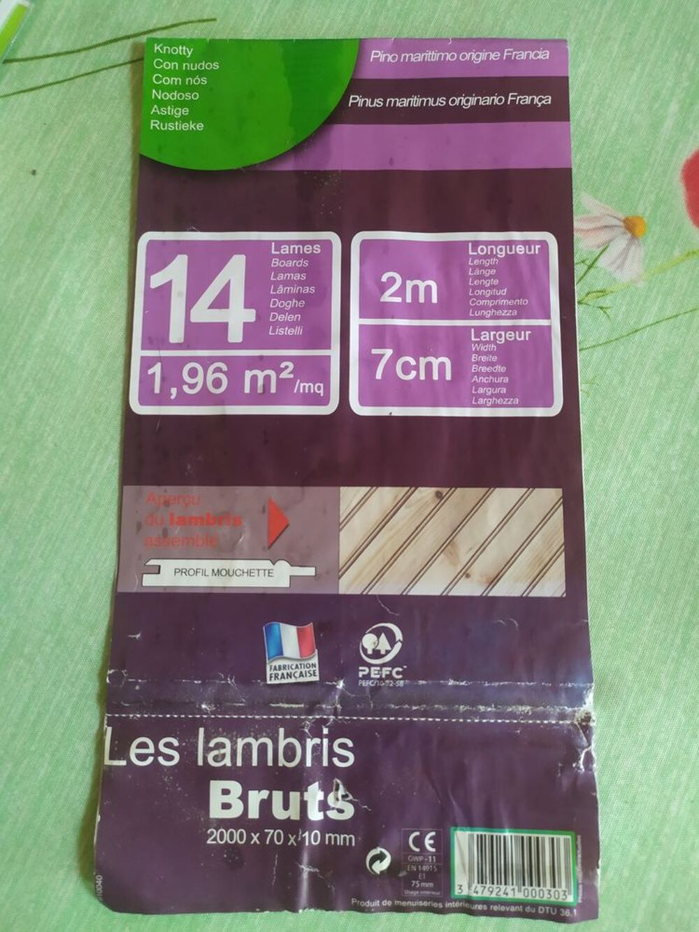 Lambris 1er choix pin noueux bottes de 1.96 m&sup2; Bricolage