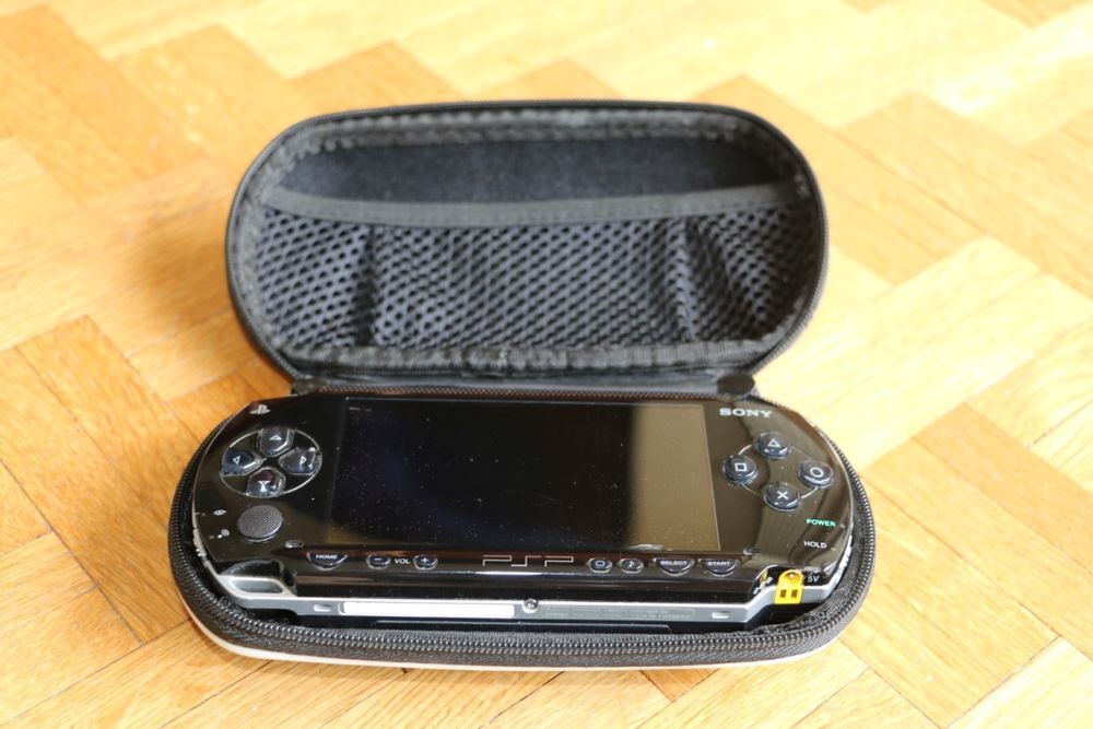 Etui de protection PSP (AS) Consoles et jeux vidéos