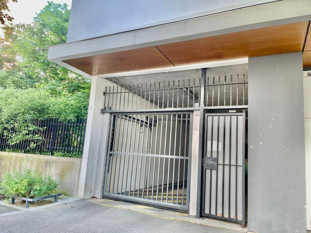 Location Parking/Garage garage 15 M2 à GRENOBLE quartier VIGNY MUSSET Grenoble
