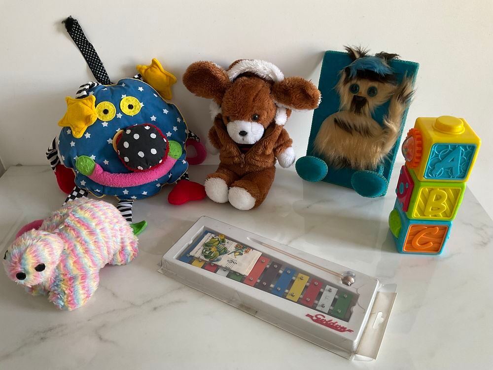 Lot nounours et jouets d'&eacute;veil premier &acirc;ge Jeux / jouets