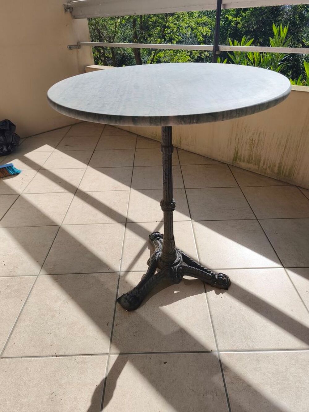 table bistrot Meubles
