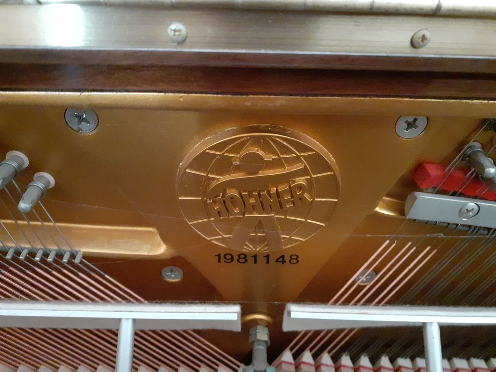 Piano droit tr&egrave;s bon &eacute;tat Instruments de musique