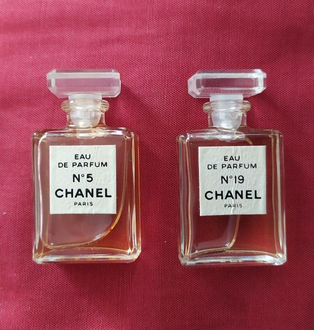 Lot de 2 miniatures Chanel N&deg; 5 et Chanel N&deg; 19
