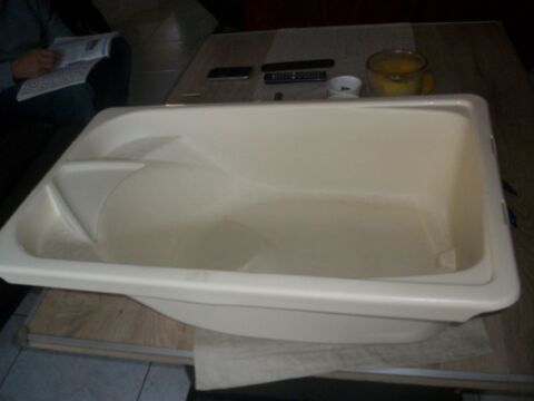 baignoire en plastique dur pour bb 5e 5 Tonnay-Charente (17)