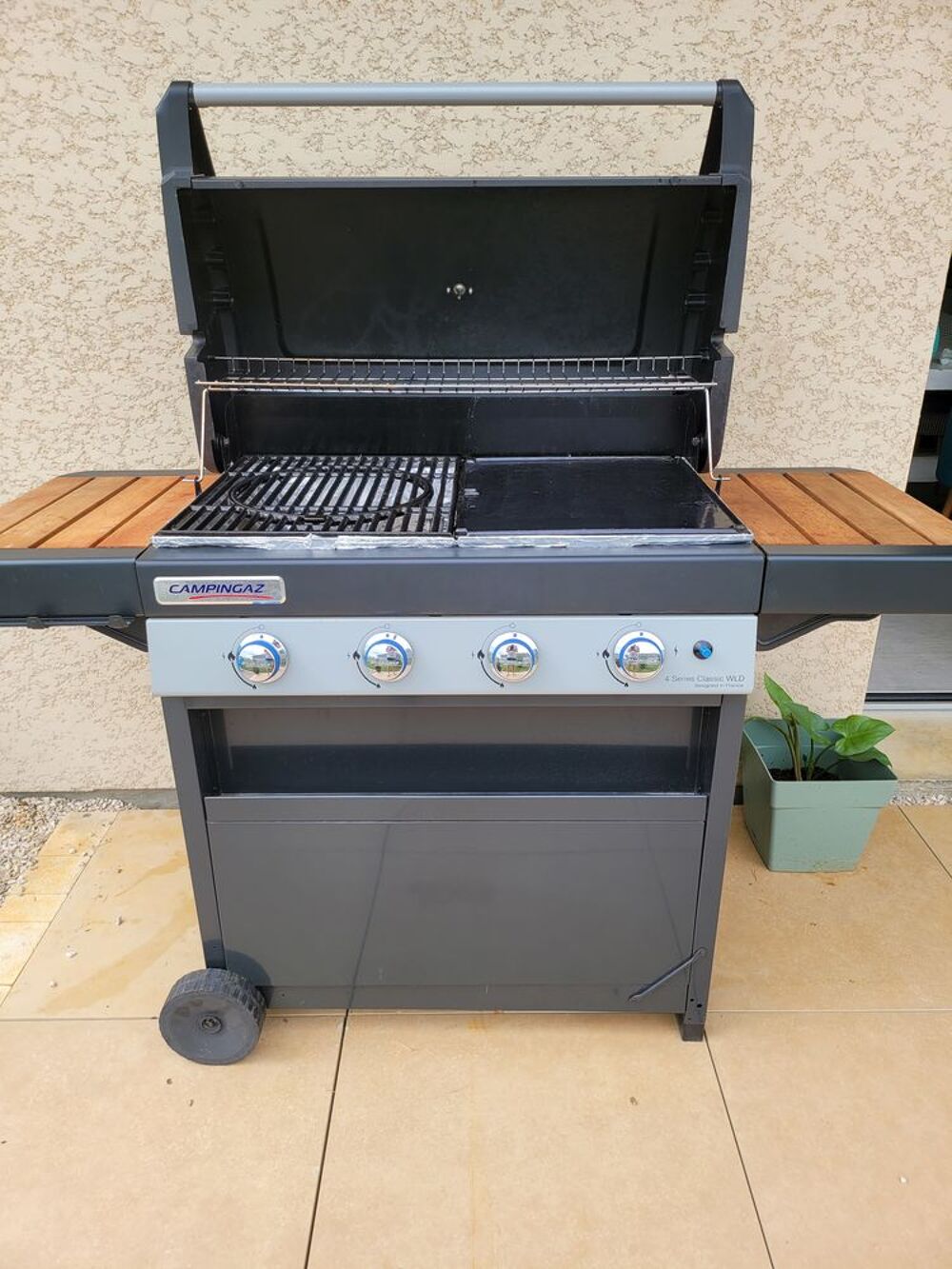 Barbecue Butagaz &eacute;tat neuf Jardin