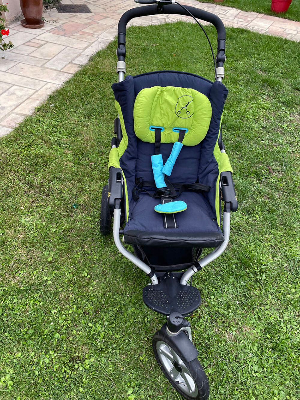 Duo Poussette sportive 3 roues et nacelle Jan&eacute; Pu�riculture