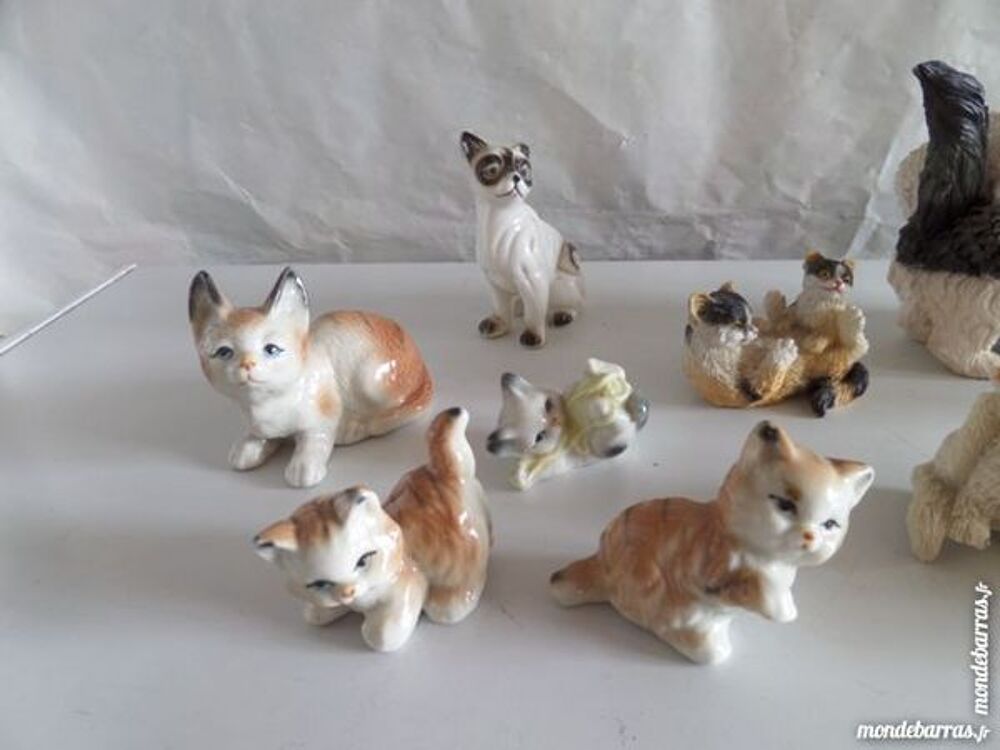 figurines de petits chats 