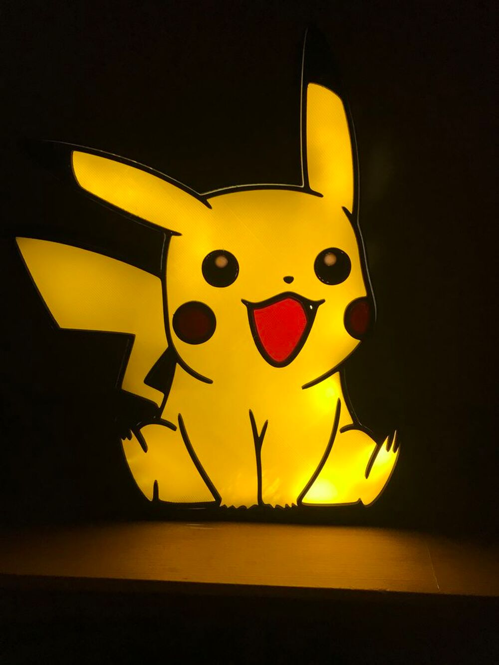 Lampe PIKATCHU &eacute;clairagec leds &agrave; piles Décoration