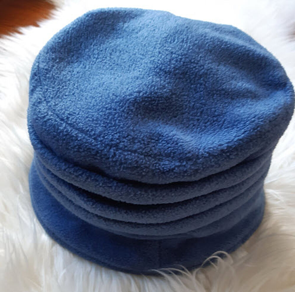 Chapeau bleu doubl&eacute; matelass&eacute; noir taille 57 Vtements